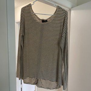 ULTRA FLIRT Long Sleeve Shirt (Large)(Women)